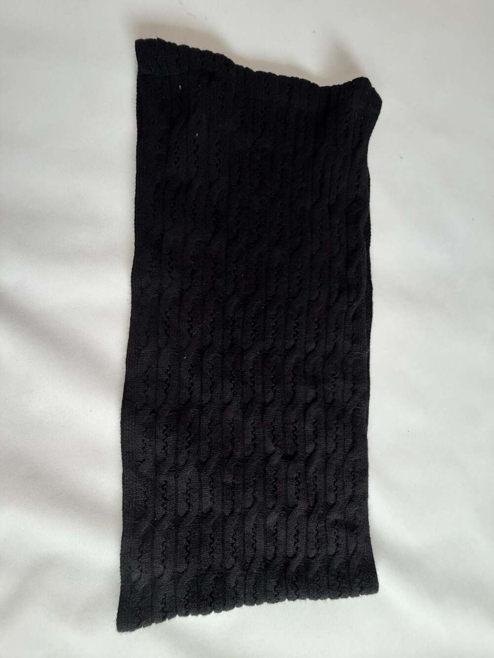Celeste One Size Black Wool Cashmere Blend Cable Knit Infinity Scarf NWT Cozy